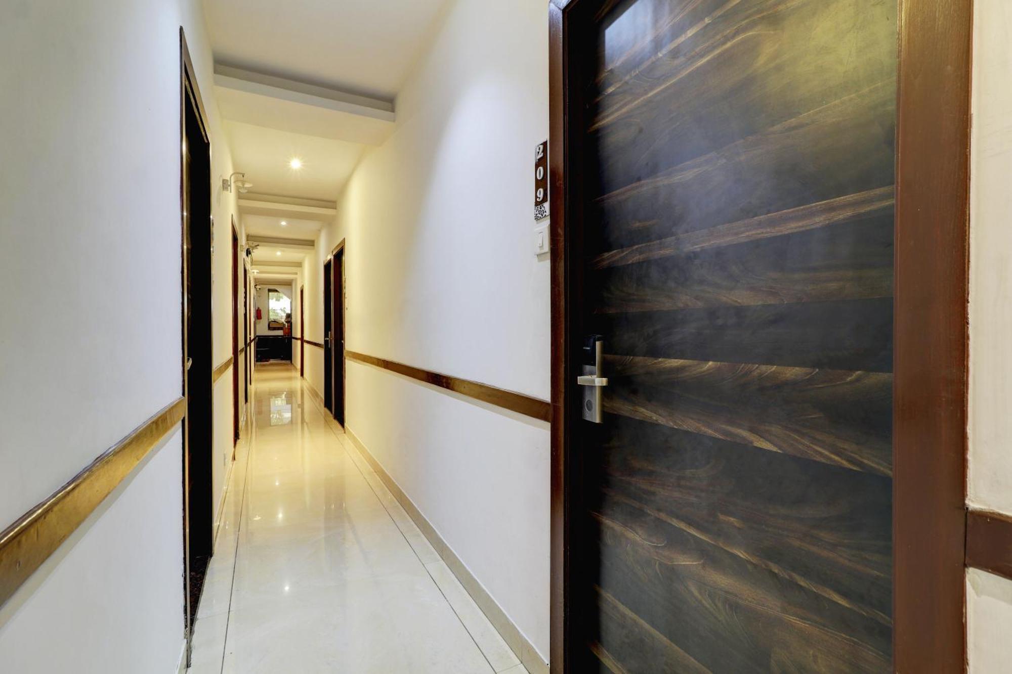 Hotel A. K. International - Fort มุมไบ ภายนอก รูปภาพ