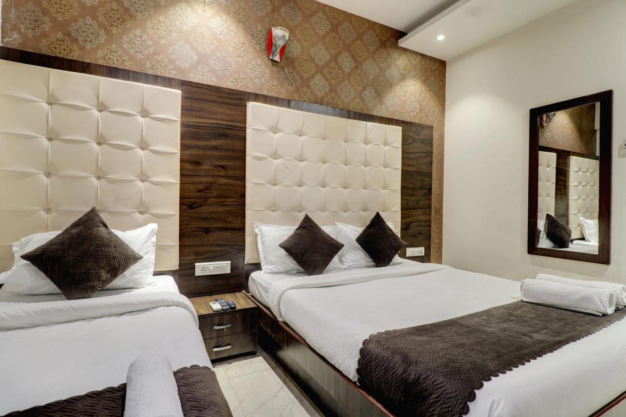 Hotel A. K. International - Fort มุมไบ ภายนอก รูปภาพ