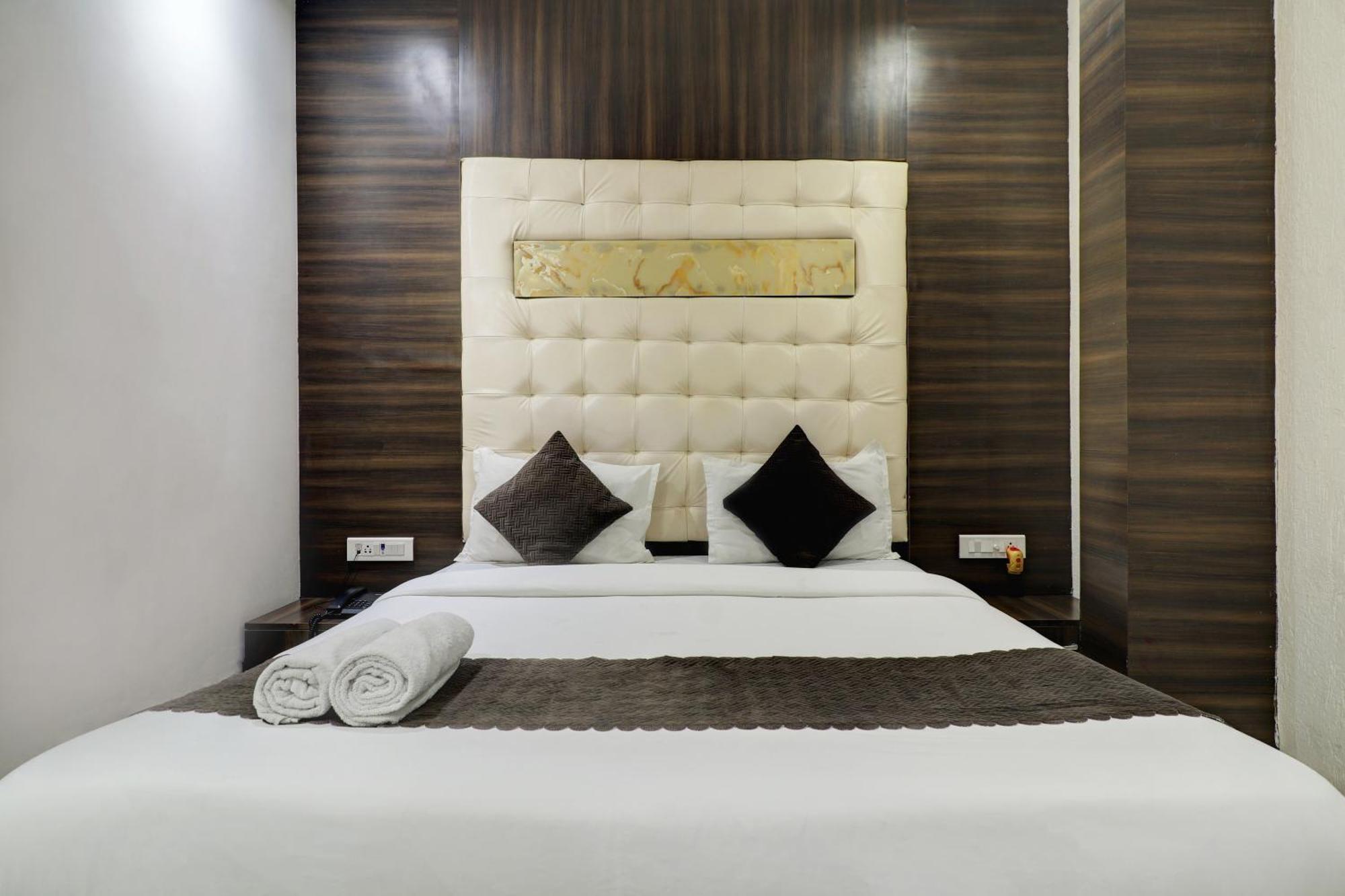 Hotel A. K. International - Fort มุมไบ ภายนอก รูปภาพ