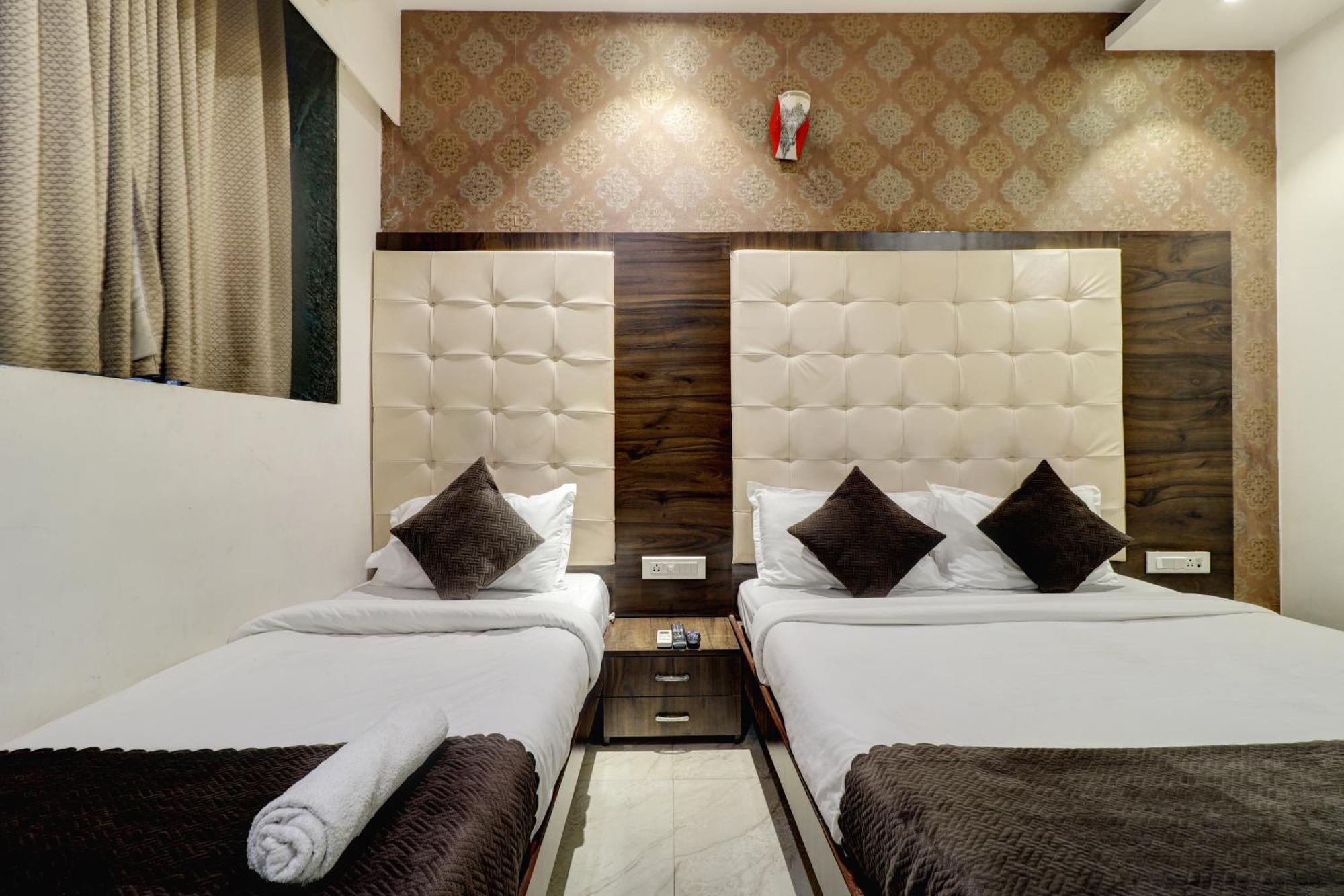 Hotel A. K. International - Fort มุมไบ ภายนอก รูปภาพ