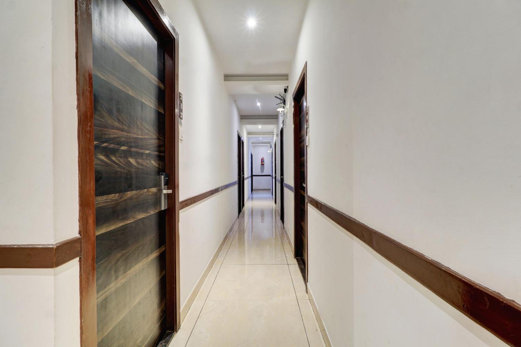 Hotel A. K. International - Fort มุมไบ ภายนอก รูปภาพ